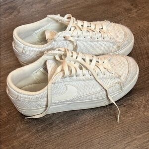Nike Cream Textured Low-Top Sneakers